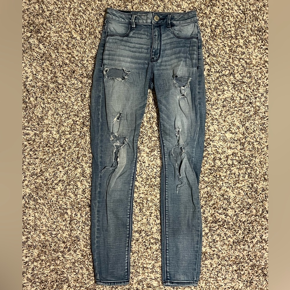 AEO Distressed Sky High Jeggings